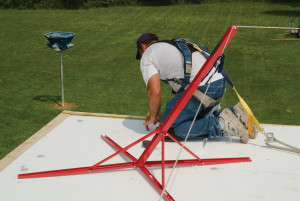 commercial-roofing-safety-harness-line-1